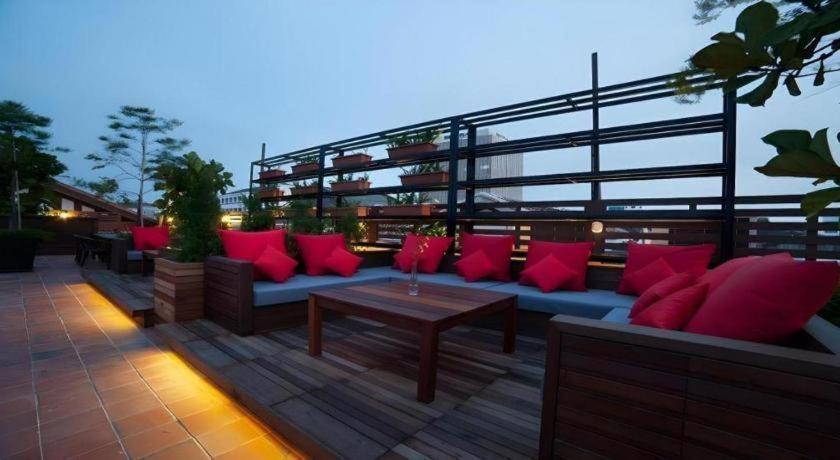 The Chambers Hotel George Town Exterior foto